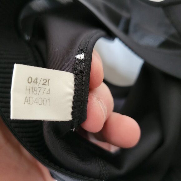 Adidas Sport Bras Support Mesh Racerback - Black & White - Lot of 4 - Size Med - Picture 8 of 12